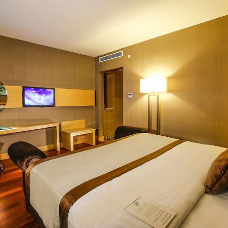 Dedeman Bostanci Istanbul Hotel & Convention Center Exteriör bild Deluxe Room