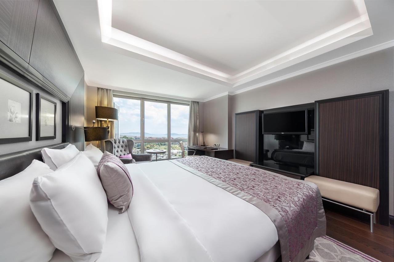 Dedeman Bostanci Istanbul Hotel & Convention Center Exteriör bild Deluxe Suite