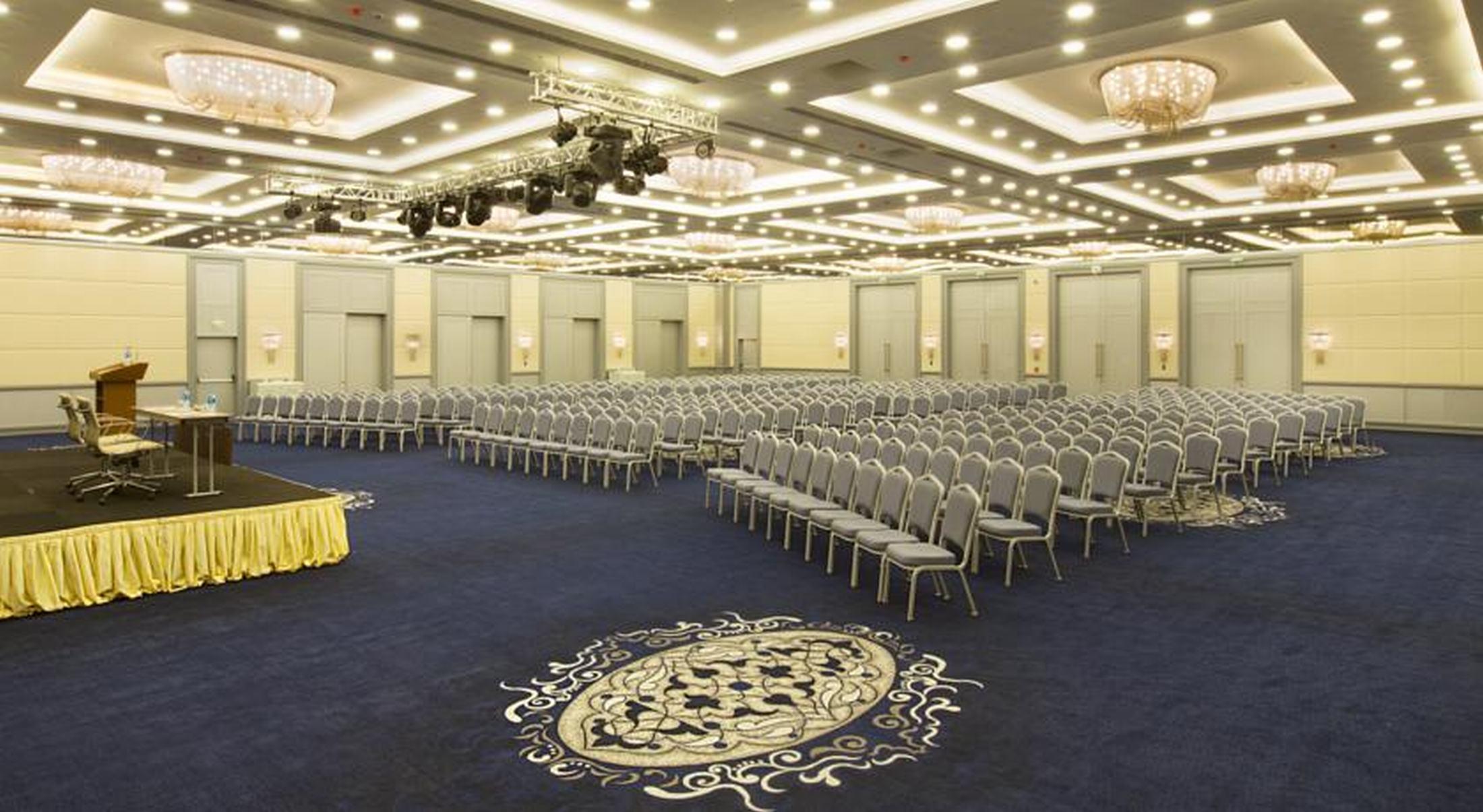 Dedeman Bostanci Istanbul Hotel & Convention Center Exteriör bild The Grand Ballroom