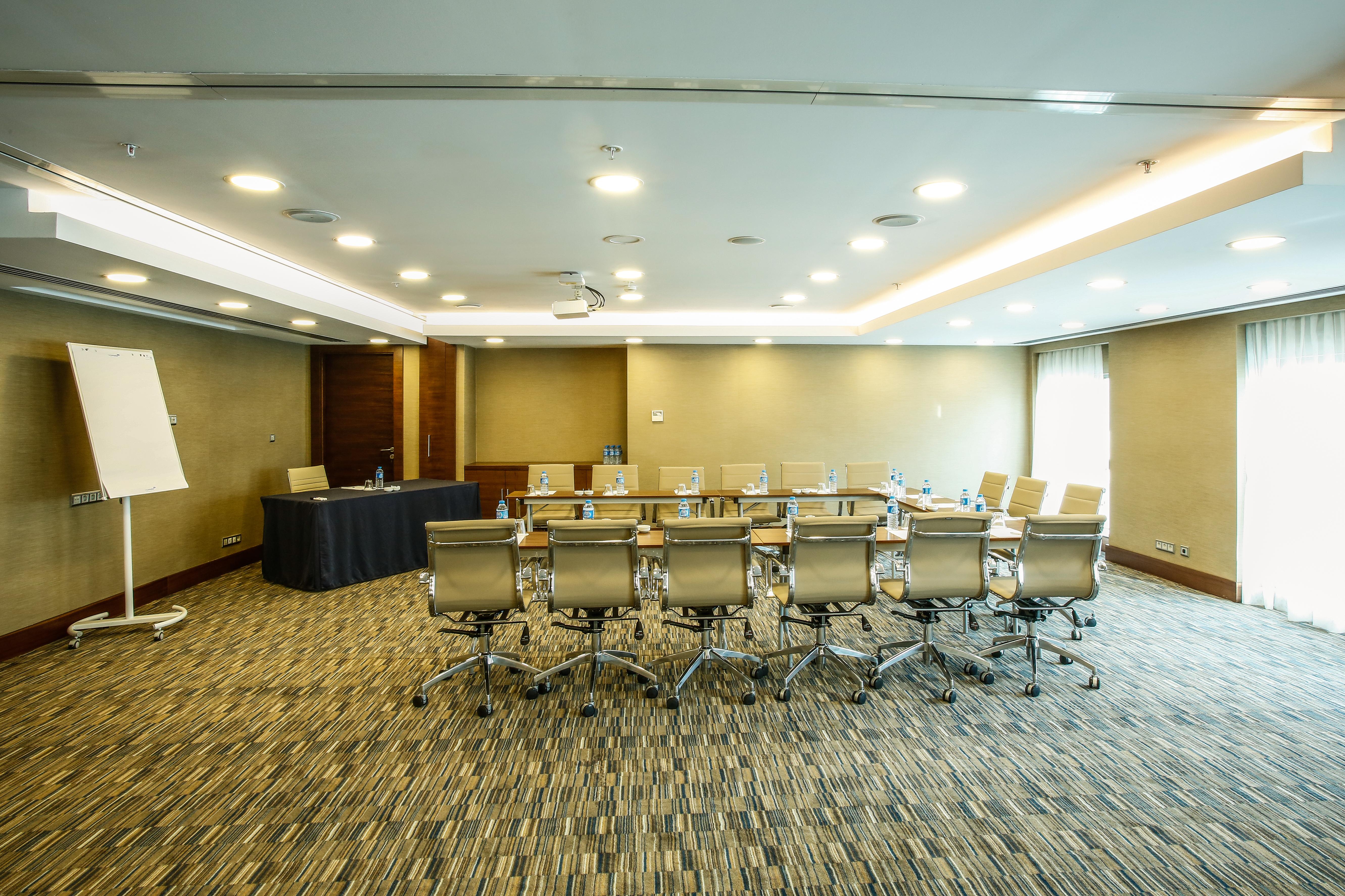 Dedeman Bostanci Istanbul Hotel & Convention Center Exteriör bild Meeting room