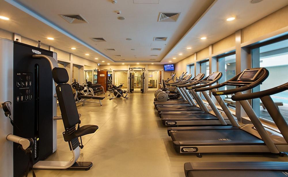 Dedeman Bostanci Istanbul Hotel & Convention Center Exteriör bild The gym at the hotel